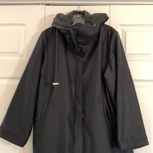 Vintage Harve Benard long rain jacket mid length women’s S runs large